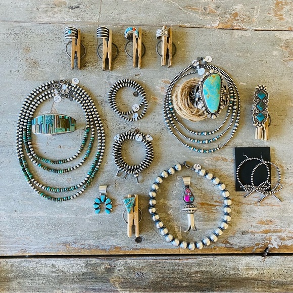 ♥️ Navajo ♥️ Lester James Sterling Silver & Kingman Turquoise Triangle Ring - Picture 14 of 14